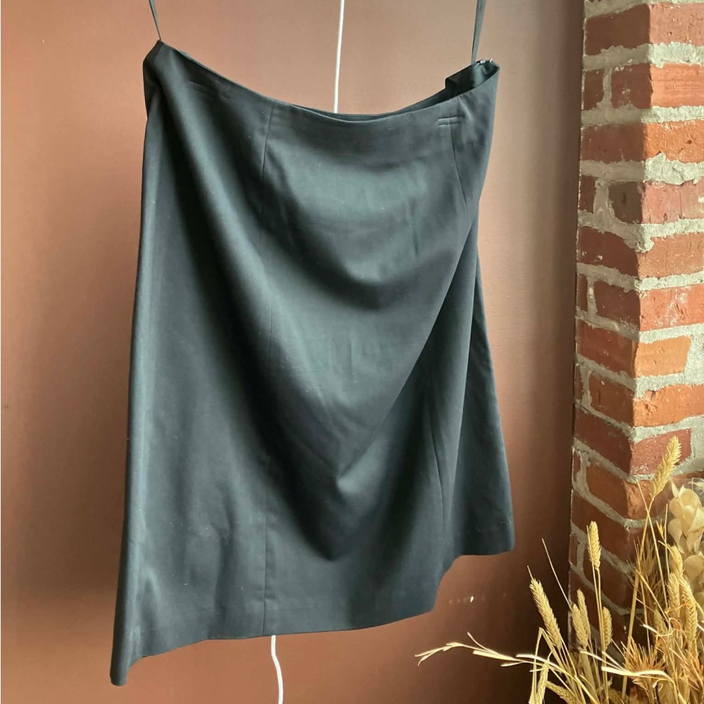 Lord & Taylor Classic Black A-Line Skirt